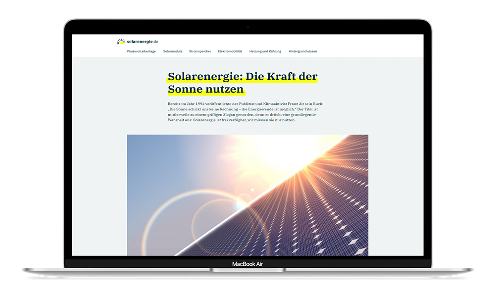 Laptop mit Webseite solarenergie.de
